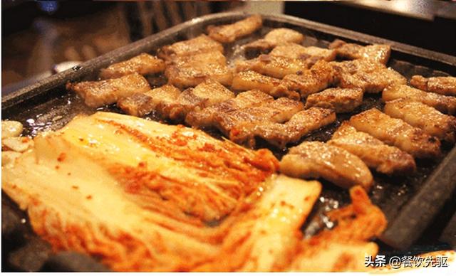 不是所有的烤肉都是韩国烤肉，正宗的韩国烤肉长这样