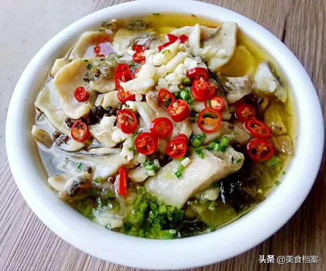 川菜大师教你4种酸菜鱼的家常做法，鱼肉不腥，鲜香嫩滑！