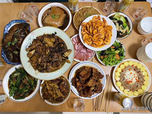 元旦家宴，家人团聚，做了12道东北家常菜，好吃实惠，家的味道