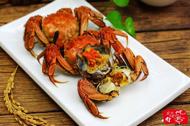 吃螃蟹未必非吃阳澄湖的，稻田蟹的味道也不错，清蒸就很美味！