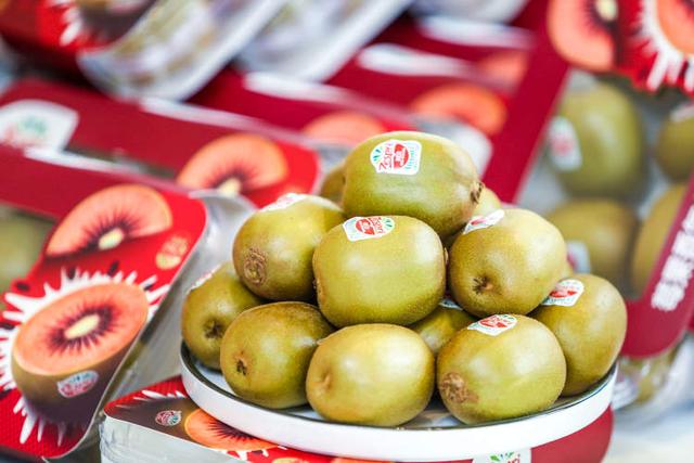 “莓果味”的红肉奇异果来了！佳沛携百果园将新品红奇异果首次推向中国市场