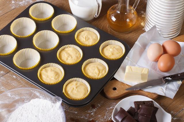 18款最简单美味的蛋糕做法，在家做健康卫生，蓬松暄软、越嚼越香