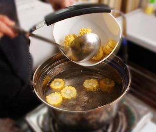 玉米冬瓜排骨汤的做法,玉米冬瓜排骨汤的家常做法