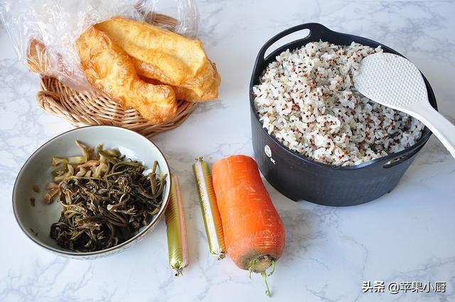 一碗米饭，一根油条，做出具有中国风味的寿司，早餐吃家人说不错