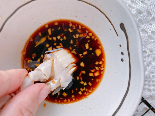 8月，梭子蟹的季节，这样做最好吃，不流黄，腥味少肉质鲜甜紧实