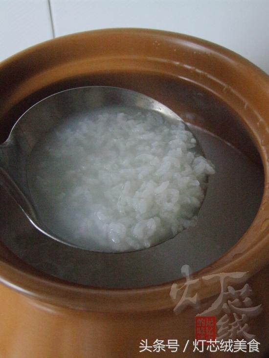 煮粥米水比例是1:6还是1:8合适？美貌和美味兼备的好粥