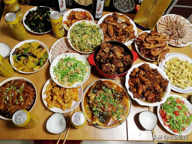 东北的年夜饭最有年味，年夜饭菜单18道家常菜，红红火火过大年