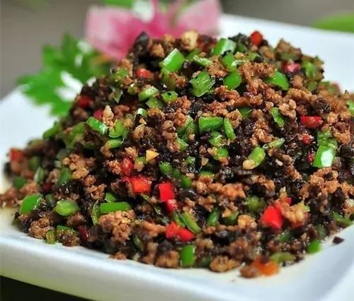 云南最具地方特色的30道家常菜名单出炉， 第一道就是我家红河滴，你吃过多少？