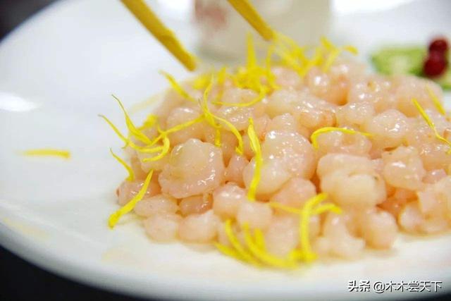 江苏传统经典美食；《射雕英雄传》中丐帮的超级美味——叫花鸡！