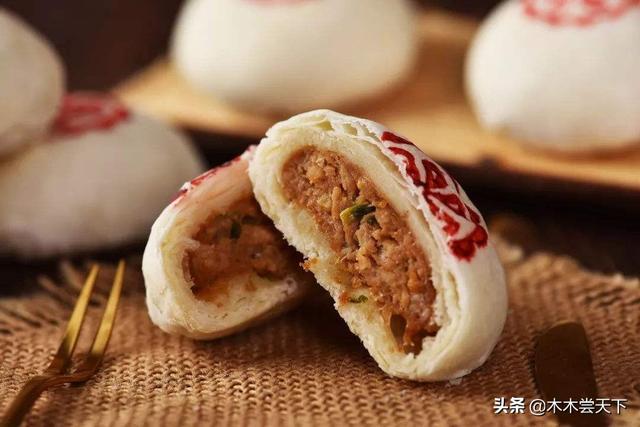 江苏传统经典美食；《射雕英雄传》中丐帮的超级美味——叫花鸡！