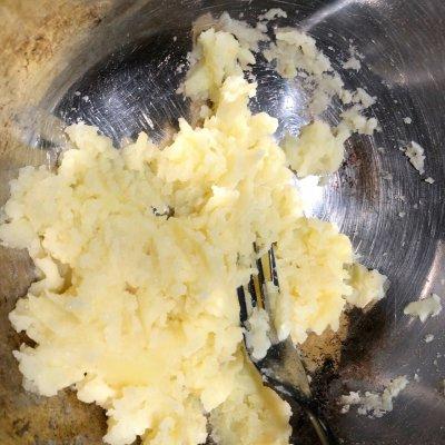 土豆泥这样做实在太美味，碗盘都要舔干净