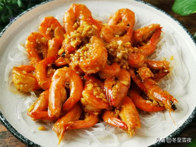 吃腻了水煮大虾，教你12道大虾的做法，中秋节招待客人有面子