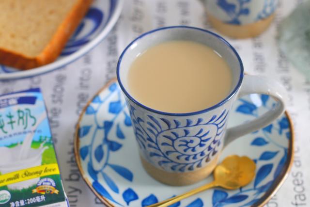 奶茶怎么做最简单方法(奶茶怎么做最简单方法)