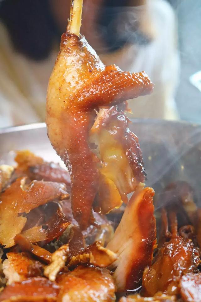 开在村口火遍泉州，这只姜母鸭被晋江吃货推荐了30年