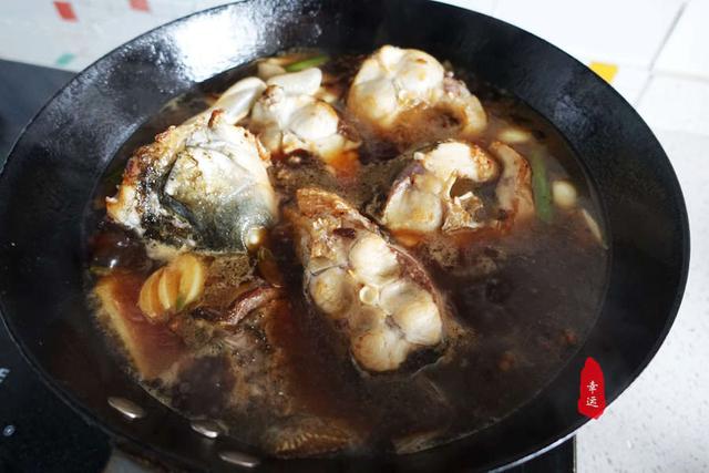 千炖豆腐万炖鱼之家常炖草鱼，出锅啦，营养还美味