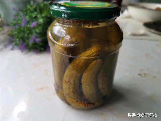 东北俄式酸黄瓜的腌法，这四种调料不能少，味道正宗，酸爽解腻