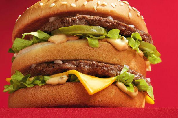 健康揭秘：吃完一个巨无霸汉堡，你的身体会发生什么？