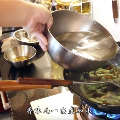 扁豆焖面，在北京，家家都会做的一道传统主食