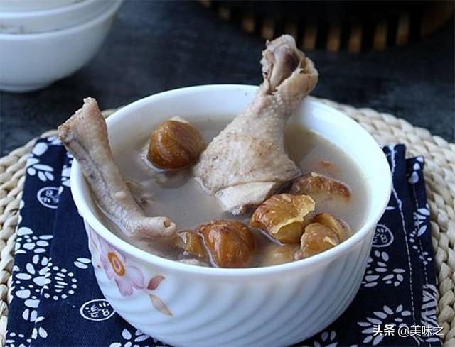 板栗鸡汤10种做法，板栗煲鸡汤具有滋润养生、健脾养胃清润不油腻