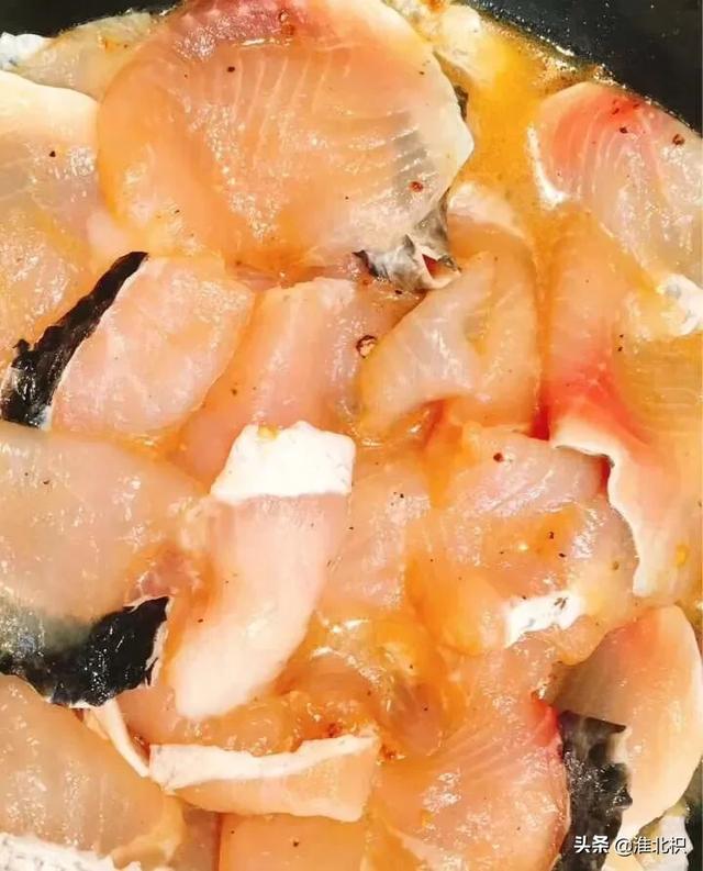 黑鱼  草鱼  花鲢 白鲢 梭边鱼  哪种鱼的刺最少？
