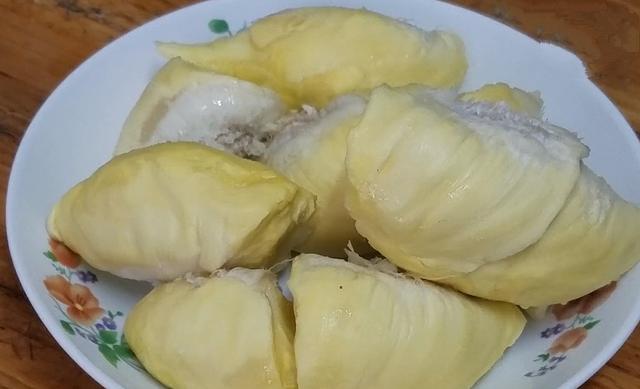 榴莲炖鸡，原来这么好吃，广东的一道名菜，做法简单又营养