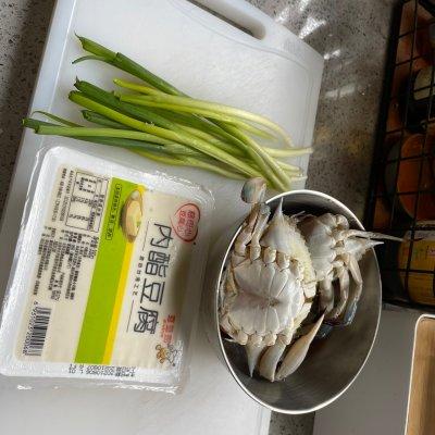 最常吃的家常菜，还属海蟹蒸内脂豆腐最诱人