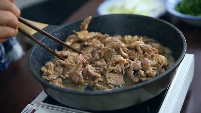 老北京风味炙子烤肉，在家用平底锅做，也一样喷喷香！