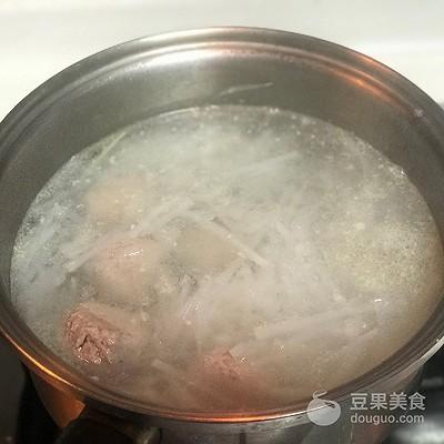 萝卜丝羊肉丸子汤