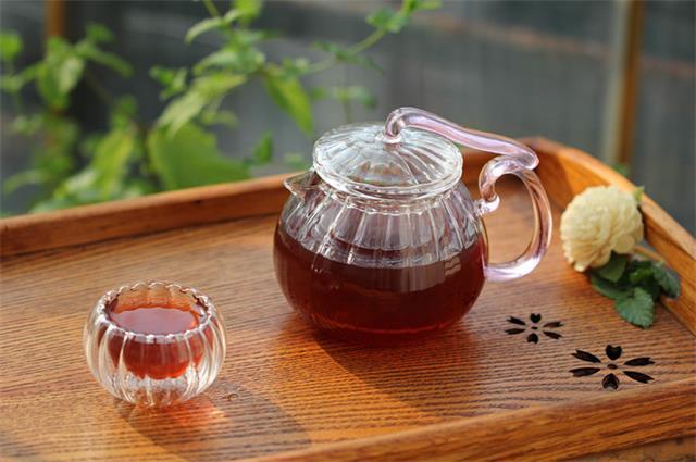 秘制酸梅汤做法，一款经典的中医药膳茶饮