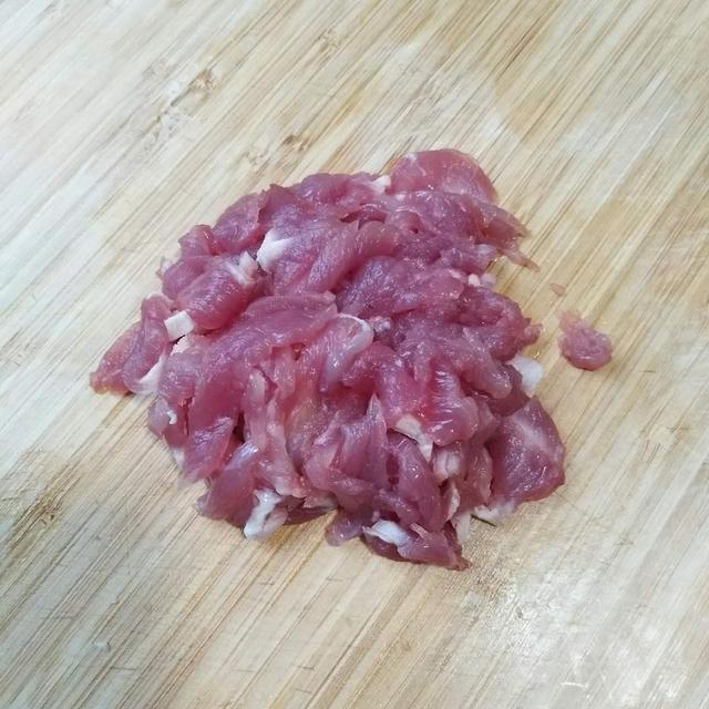 木耳瘦肉炒花菜