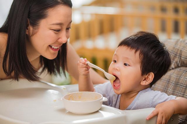 夏季儿童疾病高发期：多给孩子吃这5种菜，增强抵抗力（附菜谱）