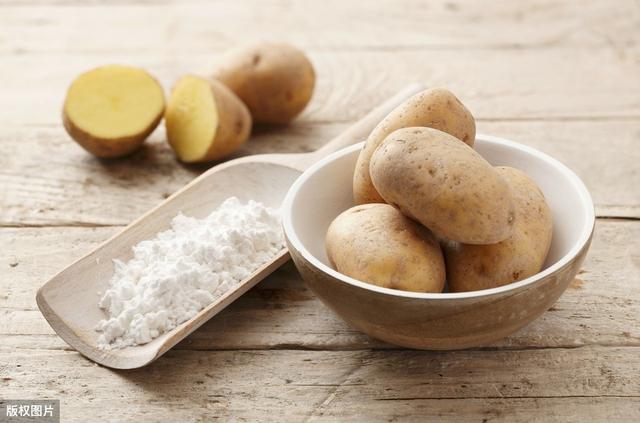 玉米淀粉，红薯淀粉，土豆淀粉，3种淀粉区别大，做菜时别用错了