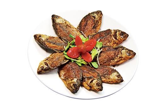 铁锅慢炖45分钟 做出来的酥鱼 特别入味 搭配小葱销量好