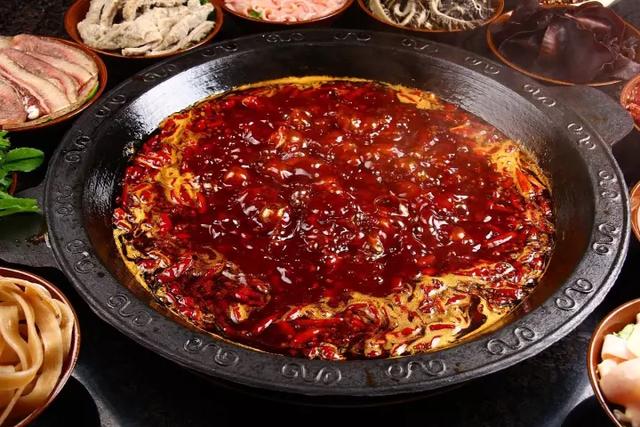 来重庆吃火锅，一定要点的8道菜，口感脆爽可口，连本地人都认可