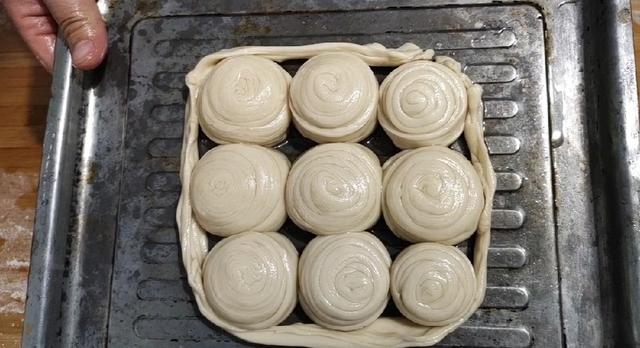 金丝饼正宗的做法，最普通的原料制作最经典的面食，传承老手艺